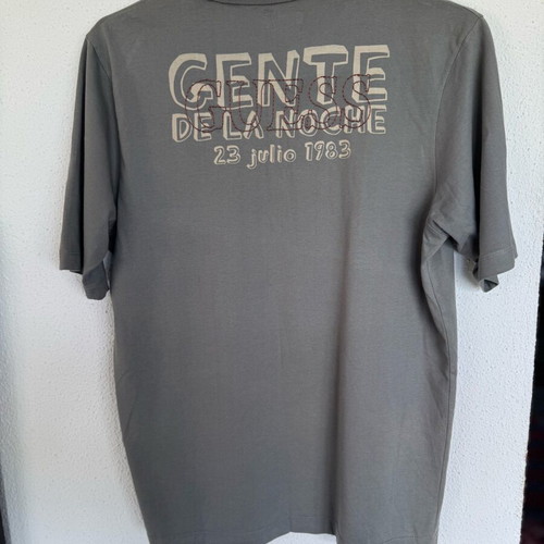 Guess T shirt medium khaki cotton like new