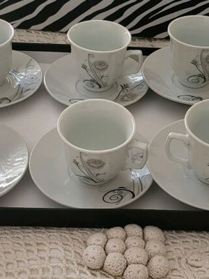 Coffee cups and saucers like new, porcelain, set of 6