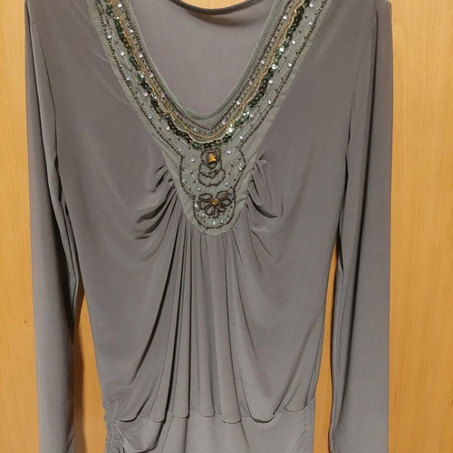 Top size M like new, green