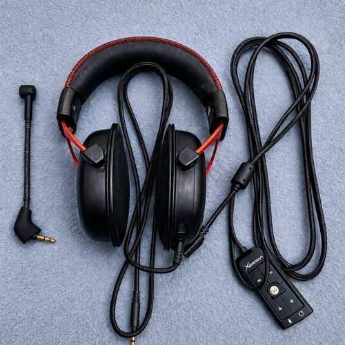 Hyper X Cloud Alpha headphones like new, wired, gaming and music