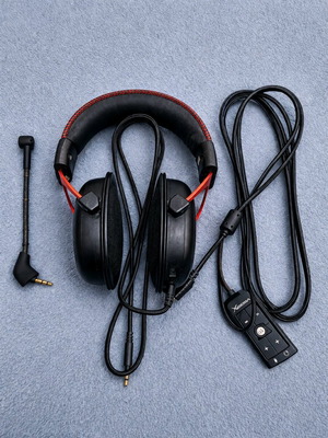Hyper X Cloud Alpha headphones like new, wired, gaming and music