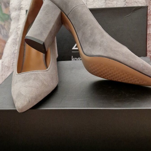 Kalogirou leather pumps, grey, size 39.5-40