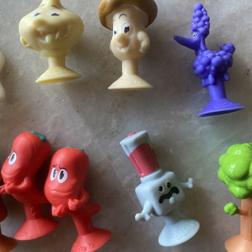 Stikeez figures set of 11 like new with suction cups