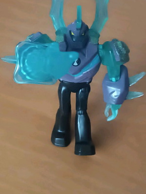 Ben 10 Omni-Enhanced Diamondhead figure like new