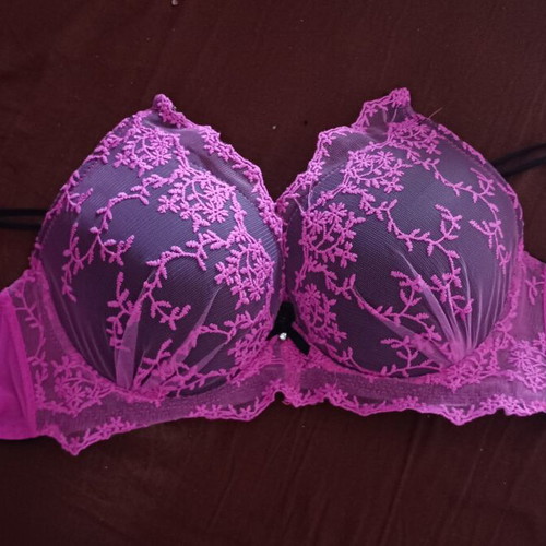 Bras with underwire and padding size 85C new, set of 3