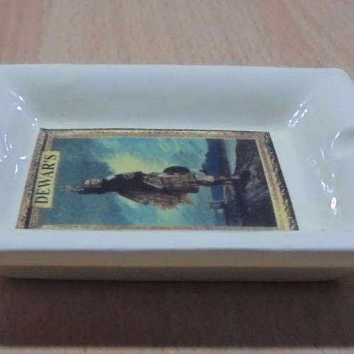 Dewar's Scotch Whisky old promotional ceramic ashtray used