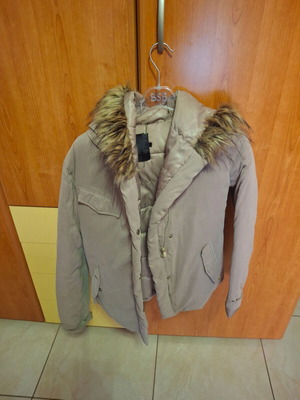 Bsb jacket like new with belt, green, size XS