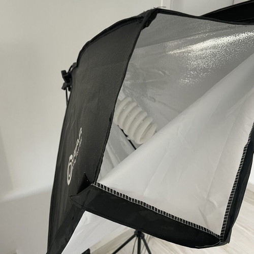 Ombar LED Photo Studio Lightbox like new, set of two