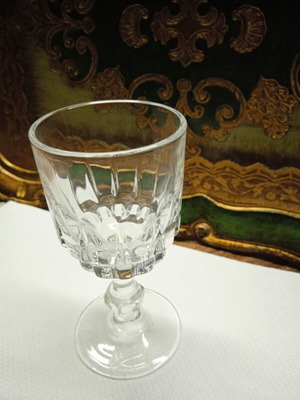 Crystal liqueur glasses used, set of 5 pieces