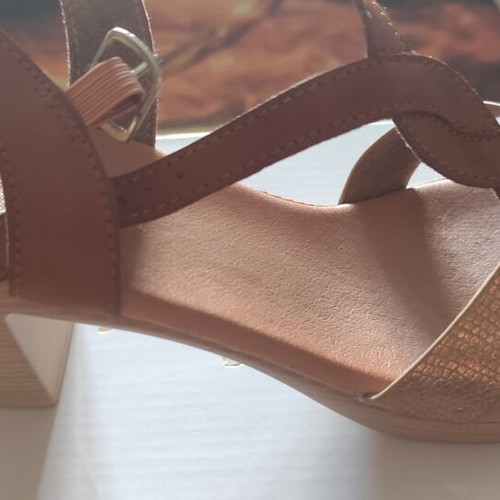 Alta Moda sandals like new, size 40