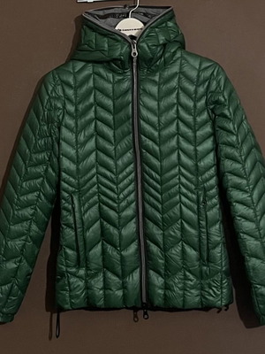 Duvetica women's green puffer jacket like new, size S