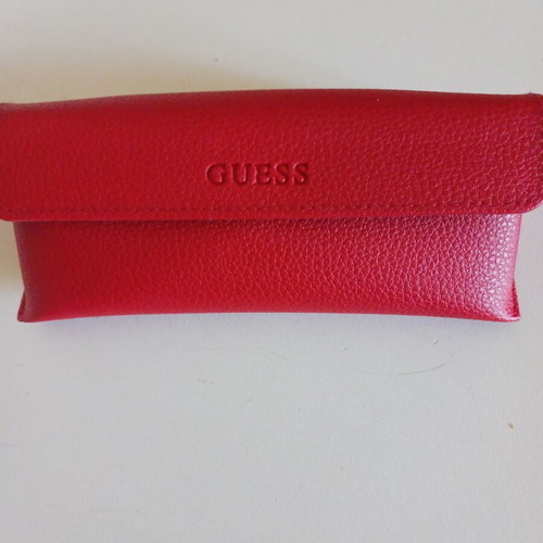 Guess sunglasses like new, black frame
