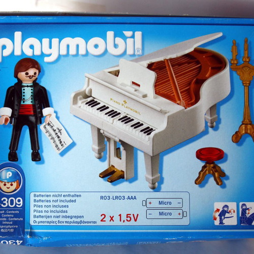 Playmobil 4309 Wedding Pianist with 2 Melodies 2007 sealed new