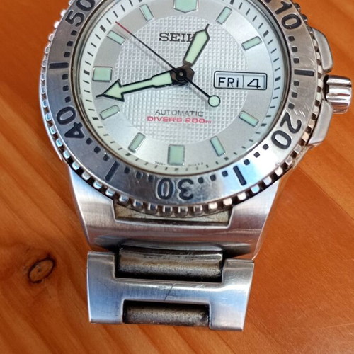 Seiko men's watch used, silver, in very good condition