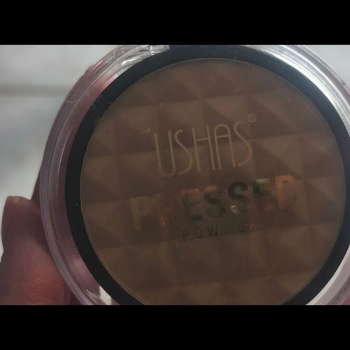 Pressed powder beige color new