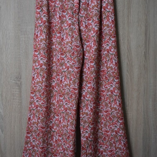 Mind Matter Wide Leg Pants like new, paisley print, size L
