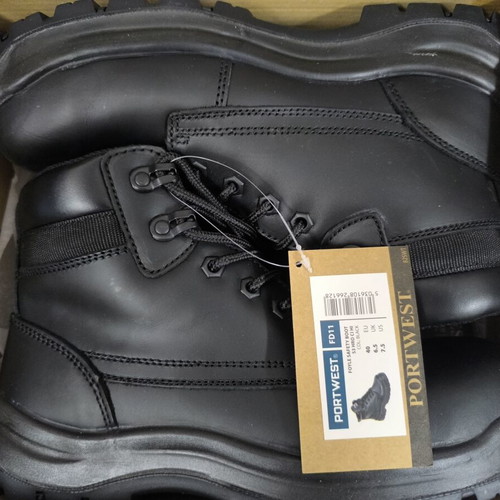 Portwest FD11 Foyle Safety Boots size 40 new black