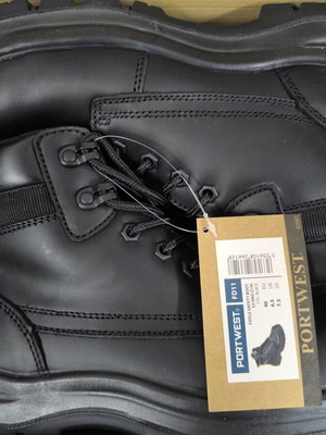 Portwest FD11 Foyle Safety Boots size 40 new black