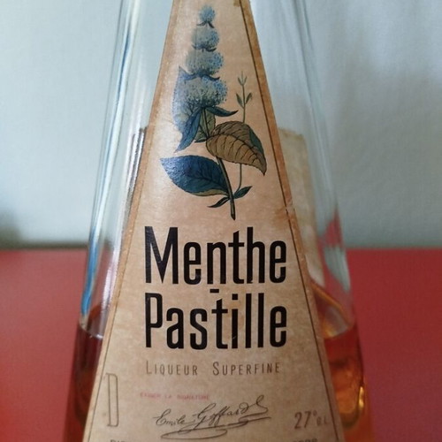 Giffard Menthe Pastille liqueur bottle used, triangular glass shape