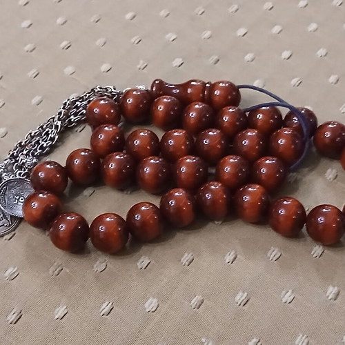 Bakelite Komboloi worry beads used, 33 beads, 1990s Syria