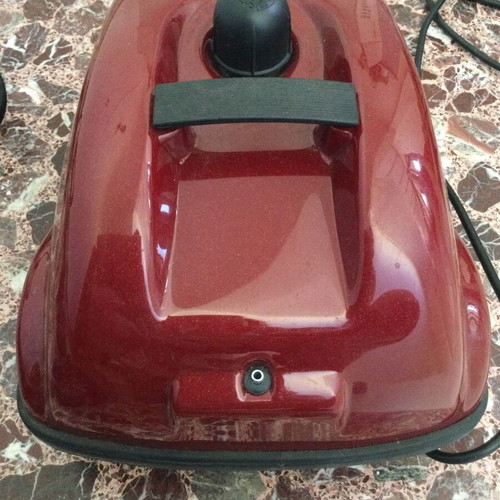 Steam cleaner like new with accessories for cleaning and ironing