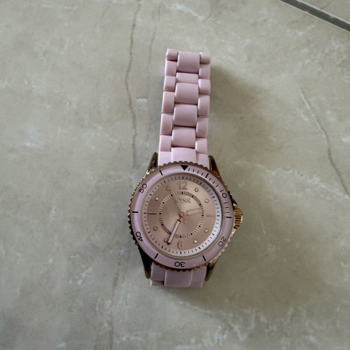 Loisir wristwatch like new, women's pink