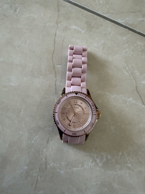 Loisir wristwatch like new, women's pink