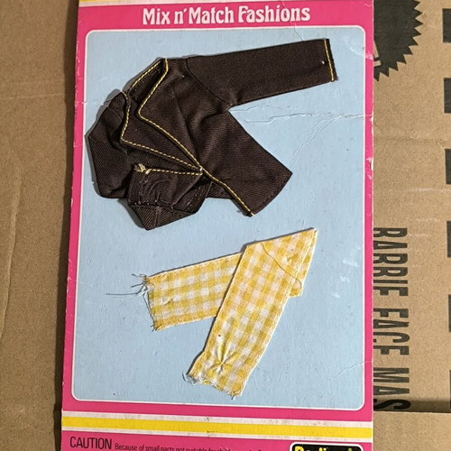 Sindy Pedigree doll clothes new