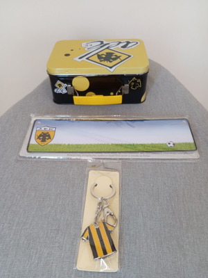 AEK authentic metal suitcase with metal plate and keychain gift