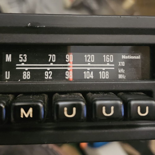 Matsushita National CR-GF222A car radio used, vintage