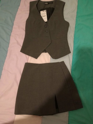 Σετ Zara γιλέκο και φούστα-σορτς γκρι καινούργιο XS