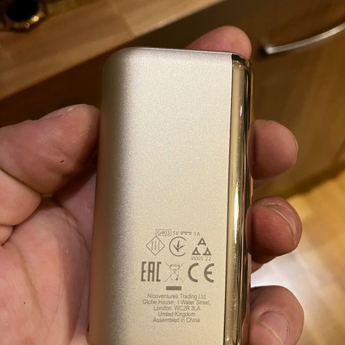 JLO smoking device like new