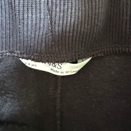 Children's black sweatpants like new