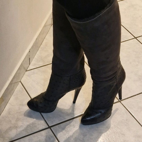 Giorgio Brato unworn suede boots with fur – Size 39