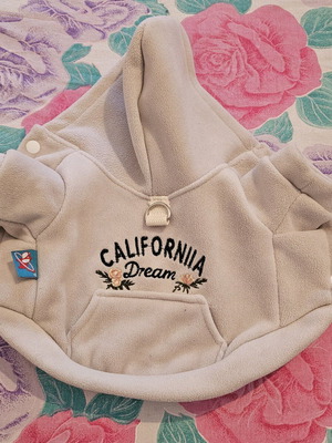 Warm fleece dog sweater California Dream size XS like new
