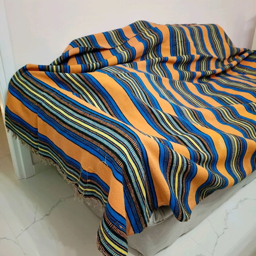 Traditional woven rug like new 155x240 cm with fringes