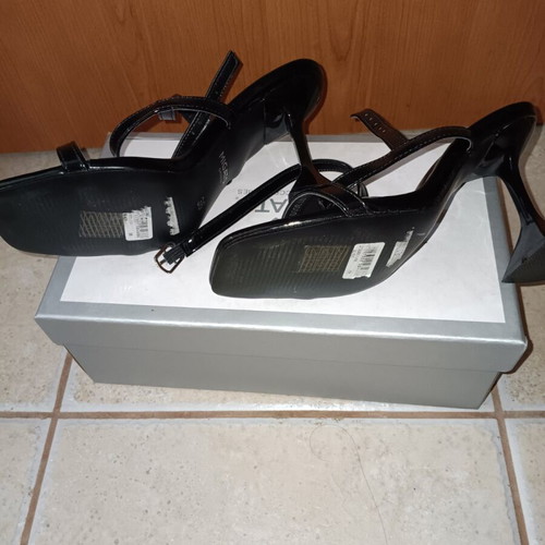 Migato sandals new, high heels, size 36, black