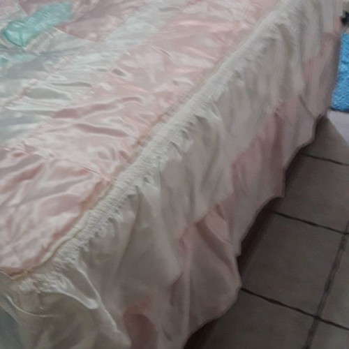Kentia double quilt used with two cotton satin pillowcases