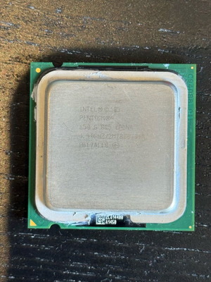 Intel Pentium 4 650 SL8Q5 3.40 GHz CPU used