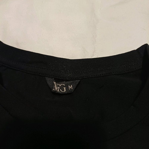 MGM Long-Sleeve Thin Shirt Size Medium New, Black