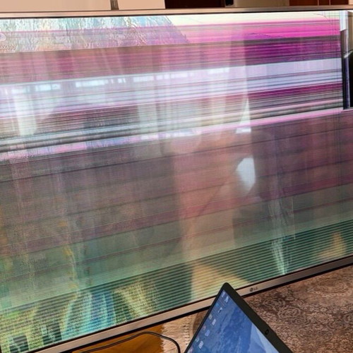 LG TV Lg-49LH541V used with broken panel for spare parts