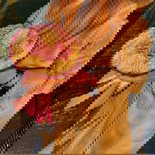 Вечен букет от ръчно изработени сатенени рози 17 броя