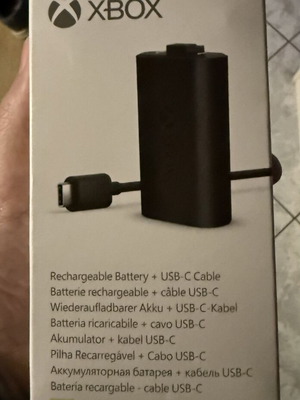 Xbox Charging Kit sealed, unused