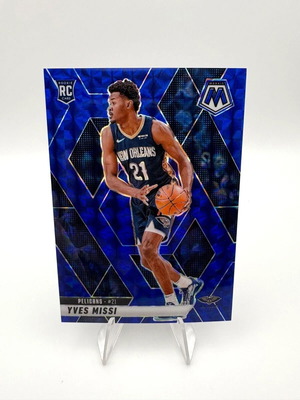 2024-25 Panini Mosaic Yves Missi RC Blue Prizm κάρτα καινούργια