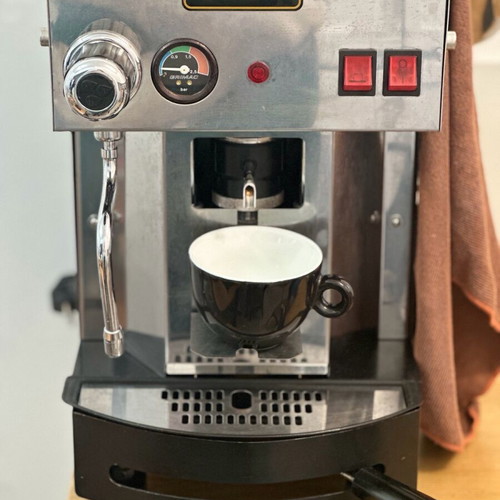 Grimac Cialda espresso machine used with 4-liter water tank
