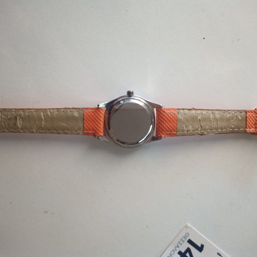 ATEbank women's watch collectible like new with luminous hands