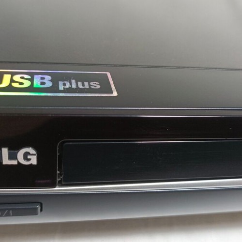LG DR389 DVD εγγραφέας αναπαραγωγέας σαν καινούργιο με αυθεντικό τηλεκοντρόλ