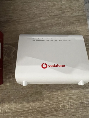 Router modem Vodafone ZTE H268Q like new