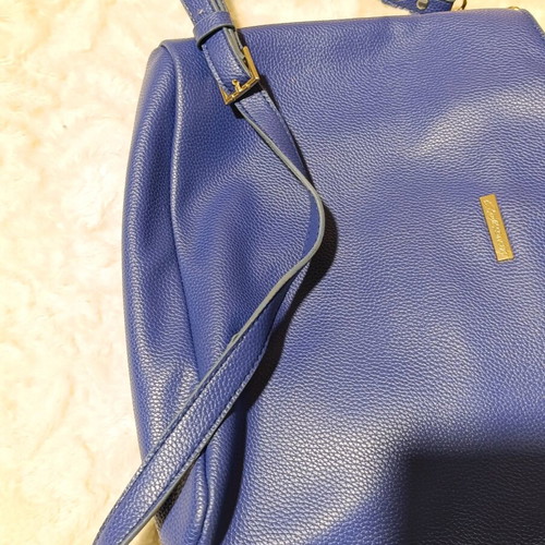 Axel Concept blue shoulder crossbody bag like new with gold details