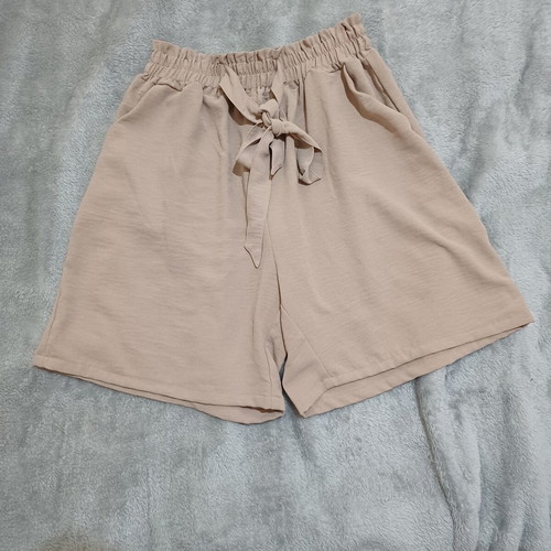 Shorts like new, elastic and lightweight with belt